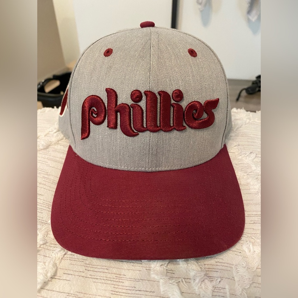 Phillies hat